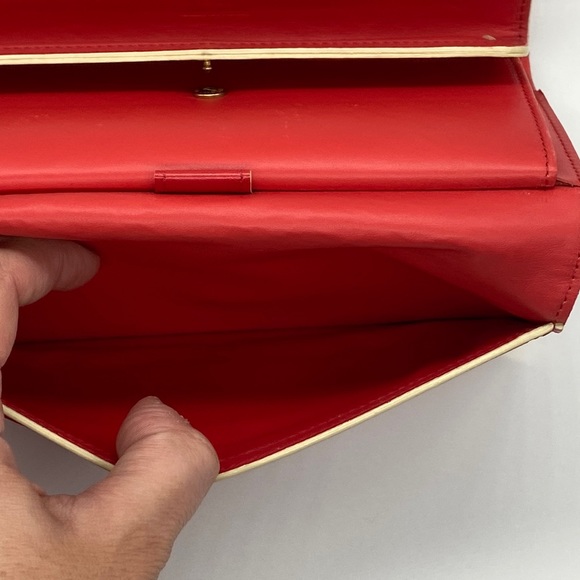 Louis Vuitton Taurillon Leather International Wallet - Picture 13 of 14